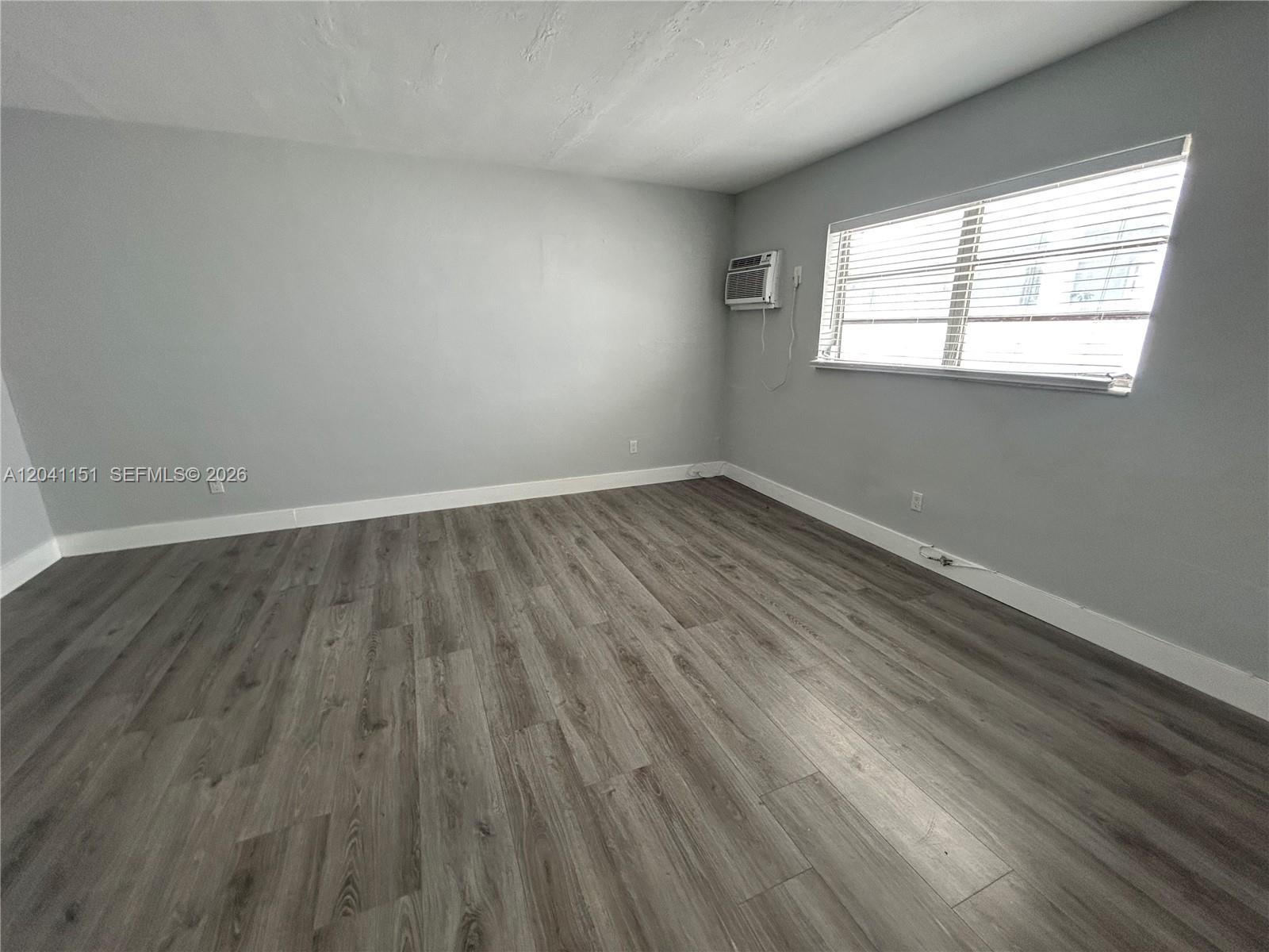 1346 Alton Road, Unit B2 Miami Beach, FL 33139 - Photo 9 of 10