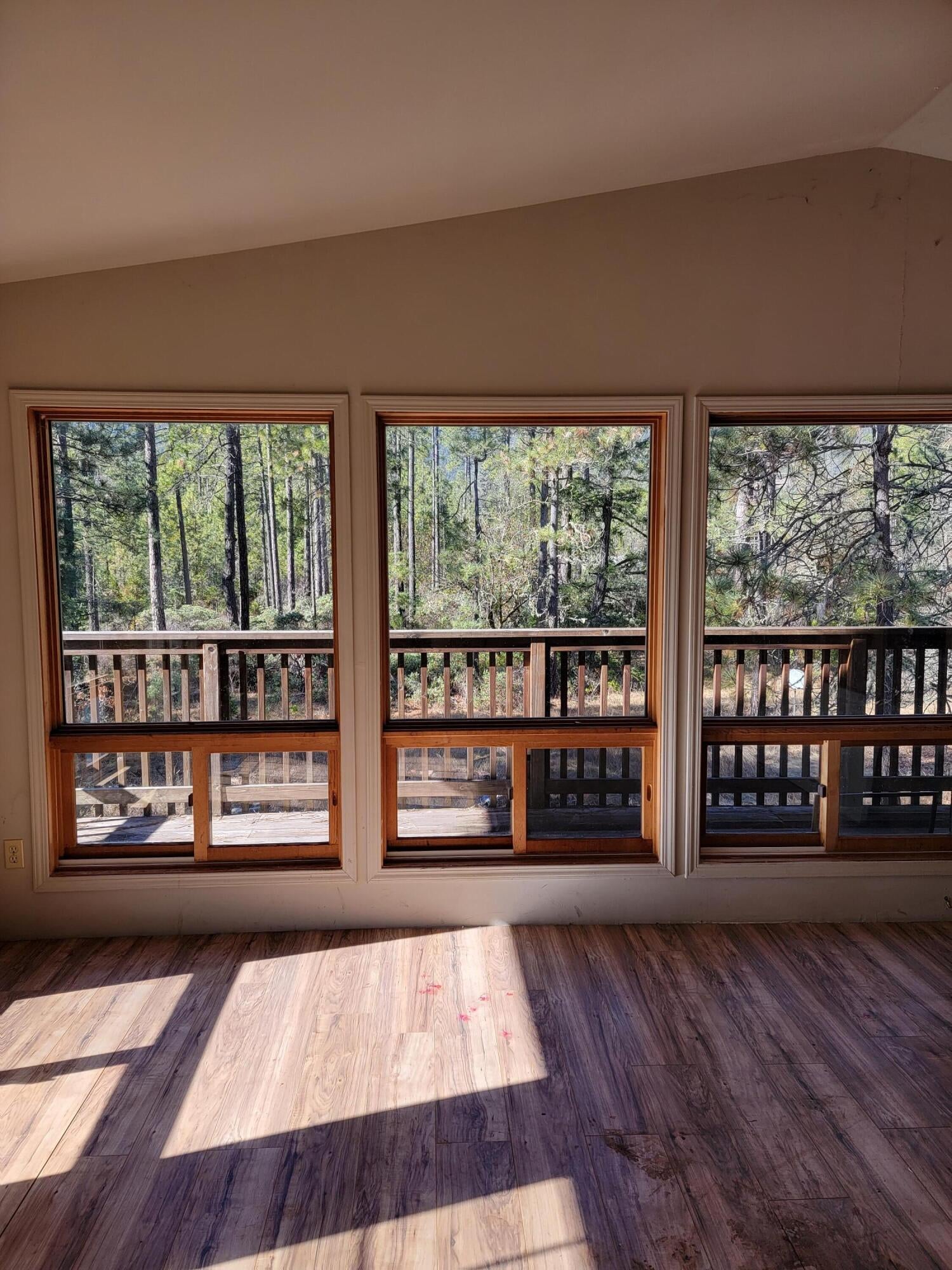 1240 Lone Mountain Road O'Brien, OR 97534 - Photo 11 of 13 20230208_123937