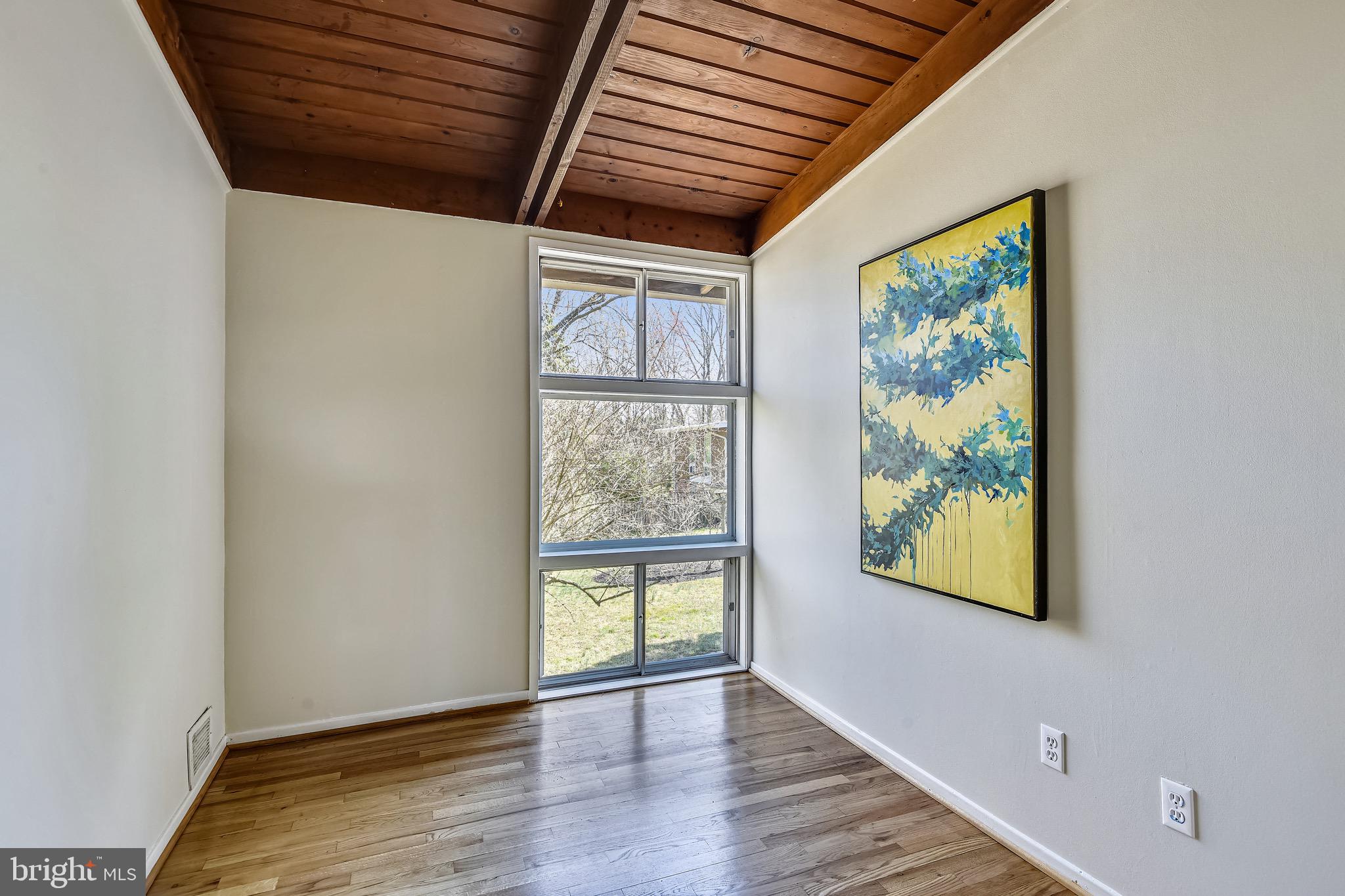 3003 Cedar Hill Road Falls Church, VA 22042 - Photo 17 of 40 Third bedroom on main floor.