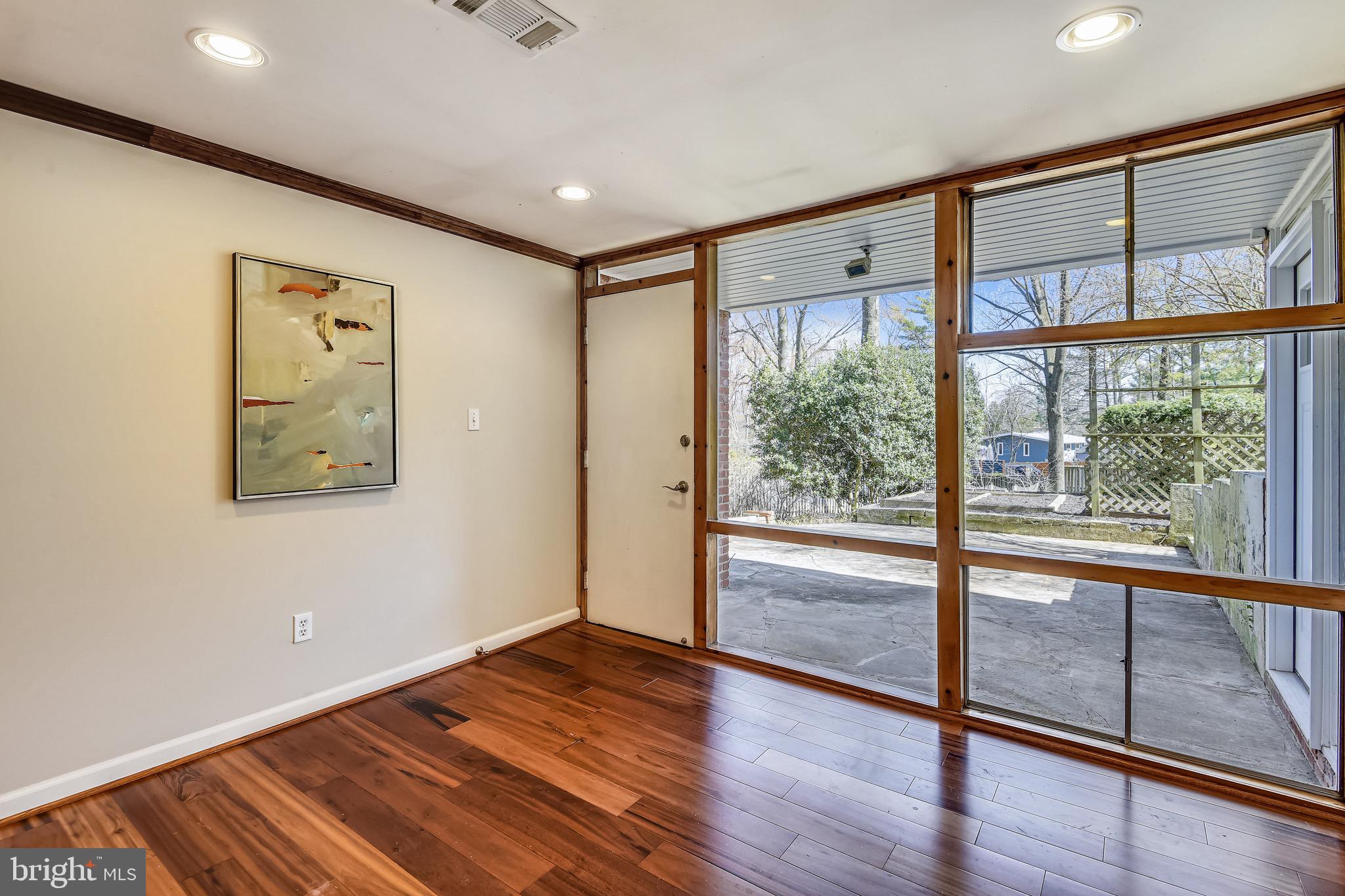 3003 Cedar Hill Road Falls Church, VA 22042 - Photo 21 of 40 Lower level bedroom with separate entrance.