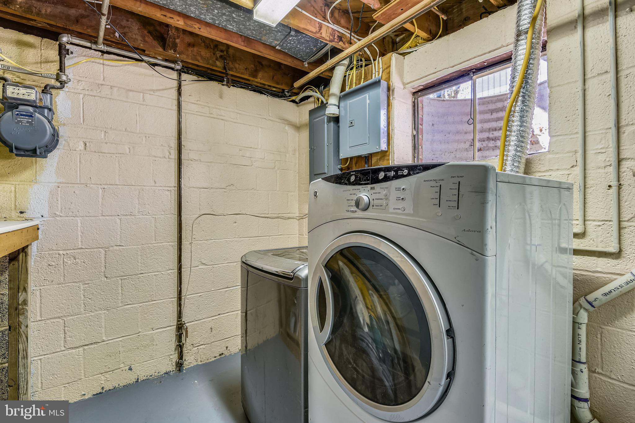 3003 Cedar Hill Road Falls Church, VA 22042 - Photo 27 of 40 Laundry room with workbench.