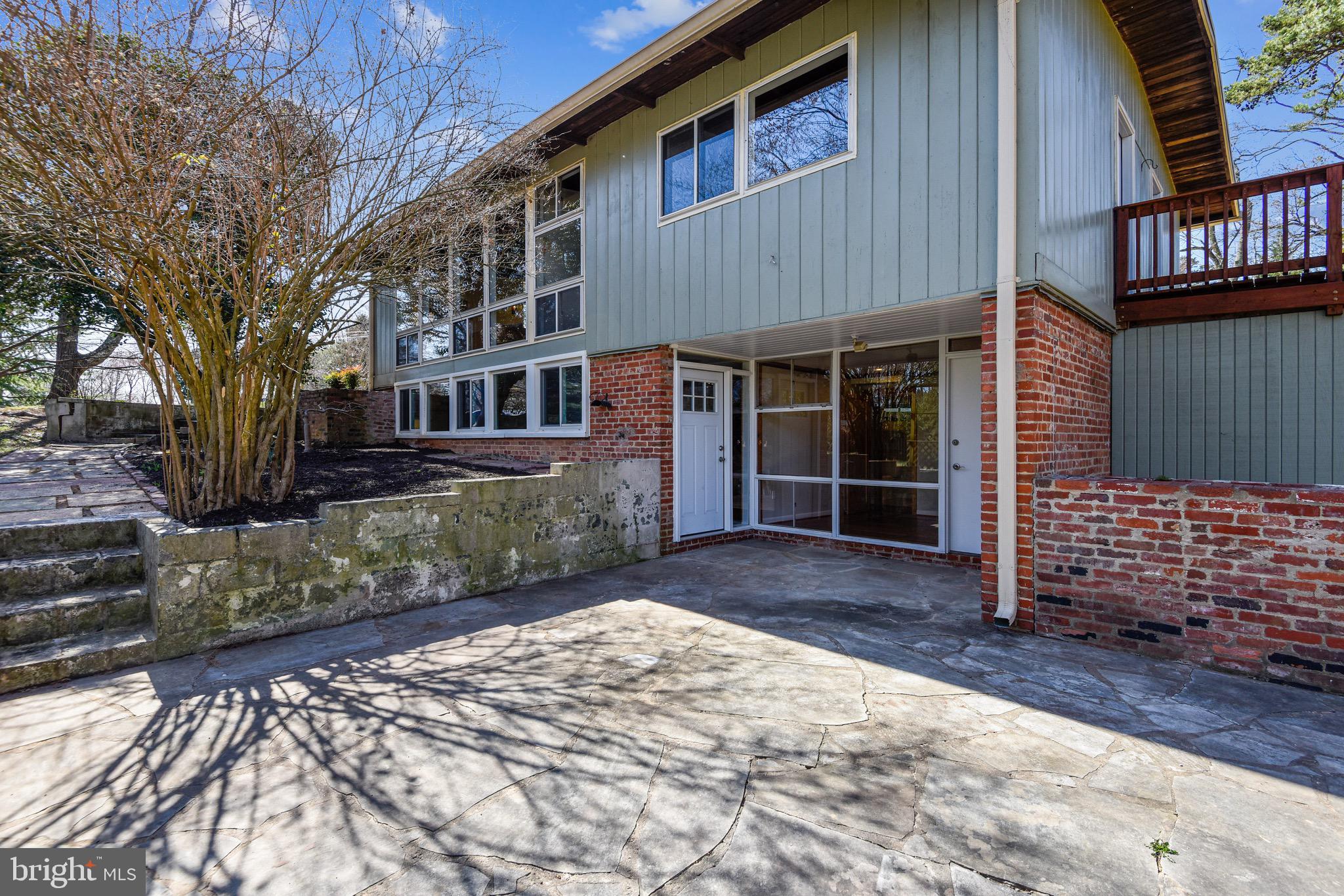 3003 Cedar Hill Road Falls Church, VA 22042 - Photo 34 of 40 Separate outside entrances.