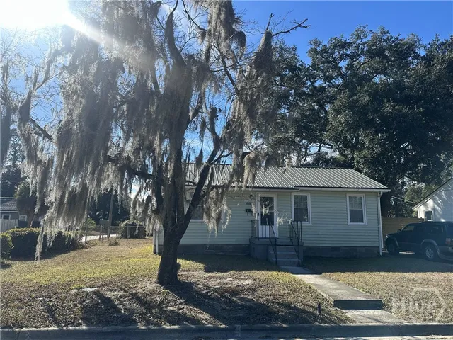 $1,395 | 2021 East 57th Street, Savannah, GA 31404