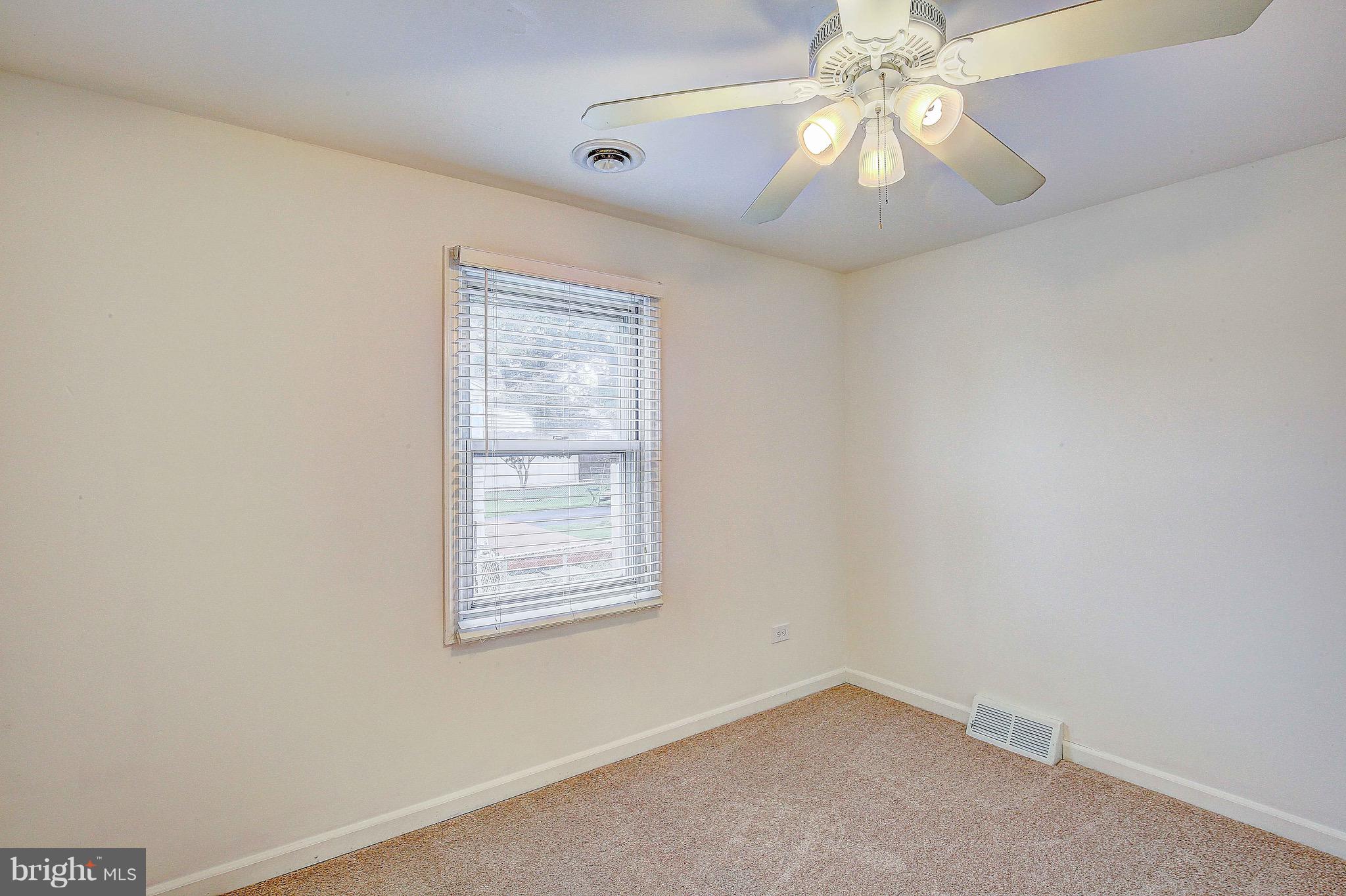1710 Earhart Road Baltimore, MD 21221 - Photo 16 of 30 Gallery Image 16
