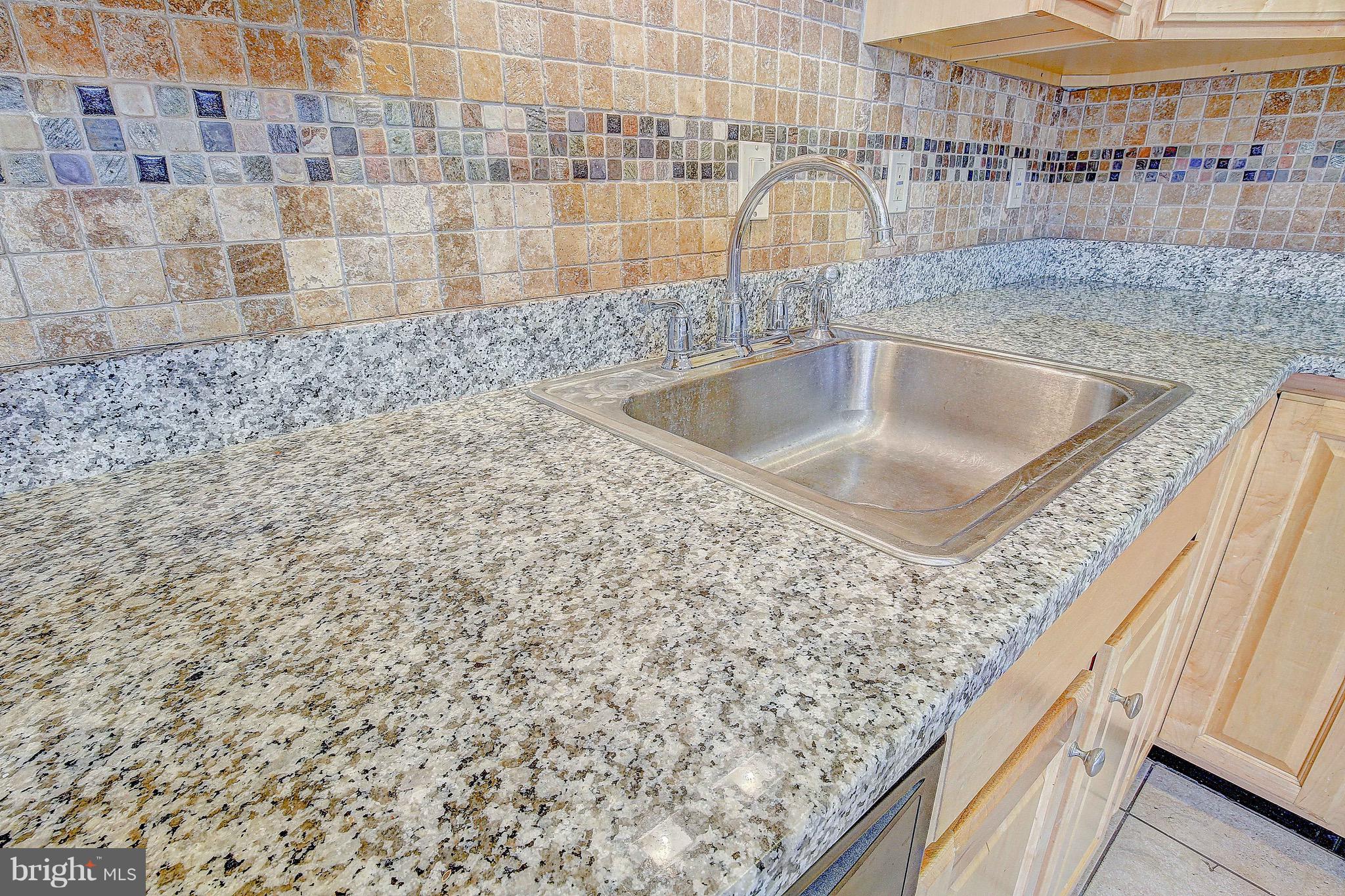 1710 Earhart Road Baltimore, MD 21221 - Photo 7 of 30 Gallery Image 7