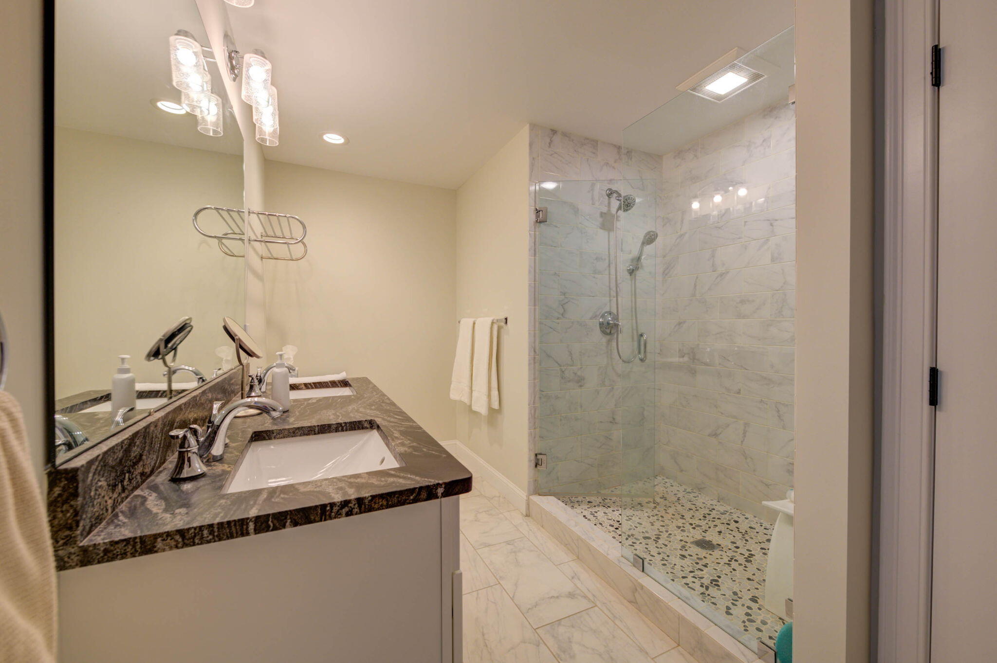 17 Callaway Drive, Unit 17 Gray, ME 04039 - Photo 20 of 47 20-web-or-mls-pic-20