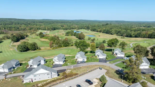 $675,000 | 17 Callaway Drive, Unit 17, Gray, ME 04039