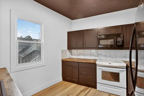 $399,000 | 934 Butterworth Street Southwest, Grand Rapids, MI 49504
