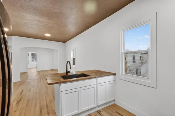 $399,000 | 934 Butterworth Street Southwest, Grand Rapids, MI 49504