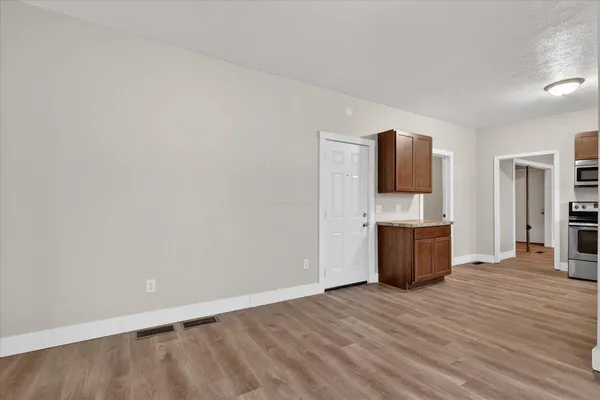 $399,000 | 934 Butterworth Street Southwest, Grand Rapids, MI 49504