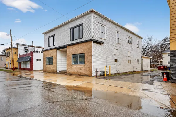 $399,000 | 934 Butterworth Street Southwest, Grand Rapids, MI 49504