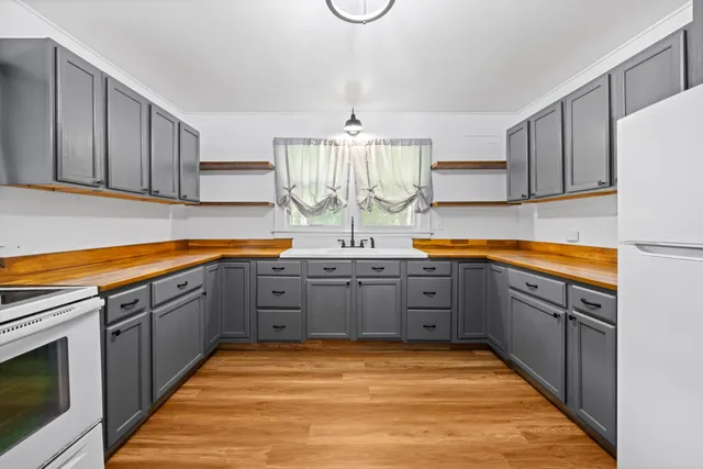 $275,000 | 391 Highway 27, Whitwell, TN 37397