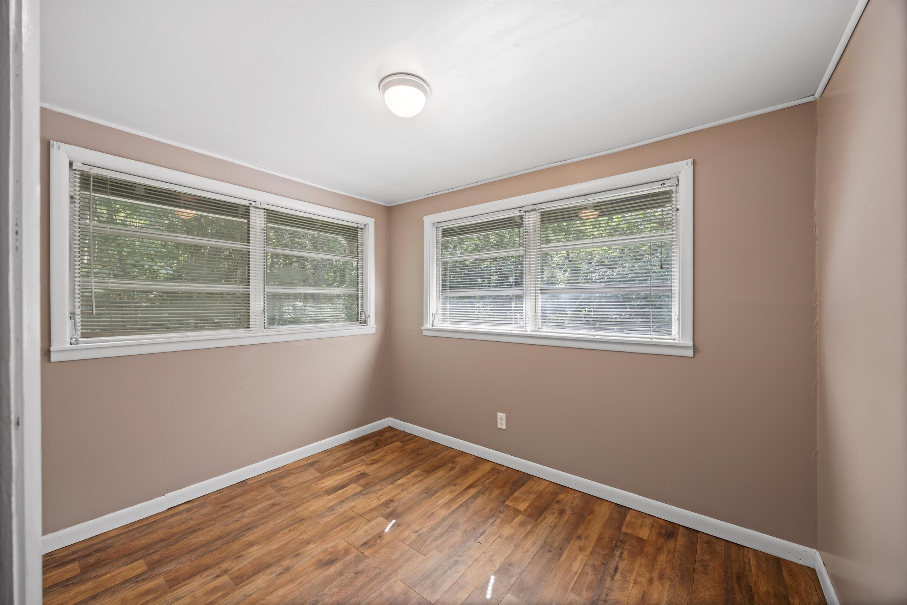 391 Highway 27 Whitwell, TN 37397 - Photo 20 of 37 20-090A1683