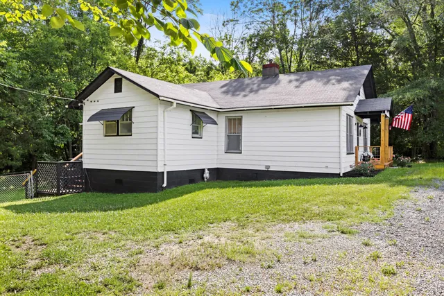 $275,000 | 391 Highway 27, Whitwell, TN 37397