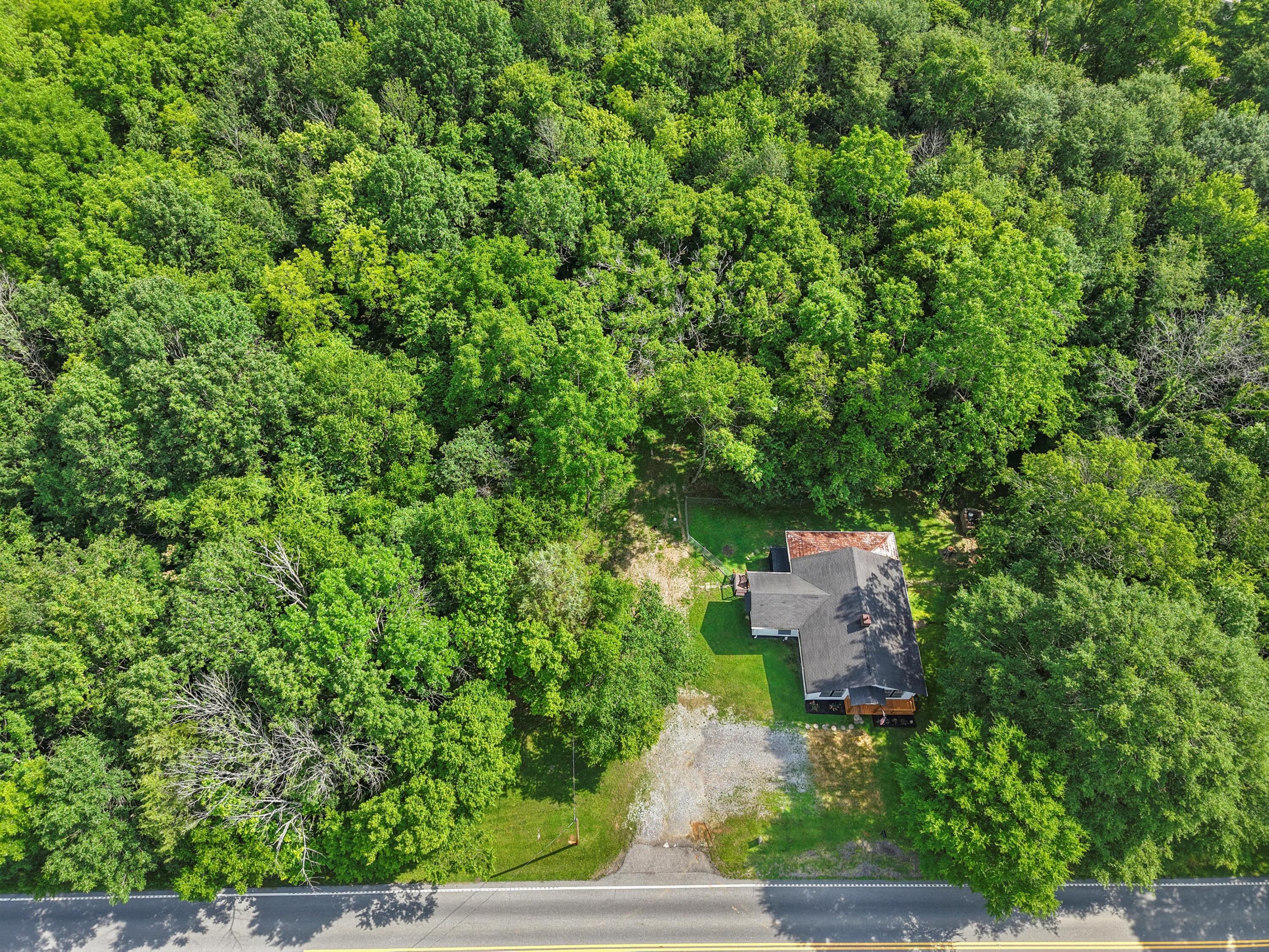 391 Highway 27 Whitwell, TN 37397 - Photo 28 of 37 28-DJI_20250609103841_0759_D