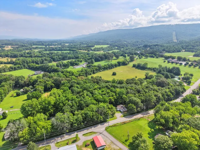 $275,000 | 391 Highway 27, Whitwell, TN 37397