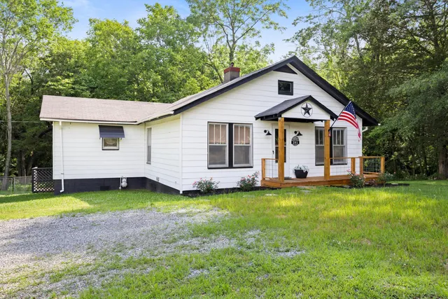 $275,000 | 391 Highway 27, Whitwell, TN 37397