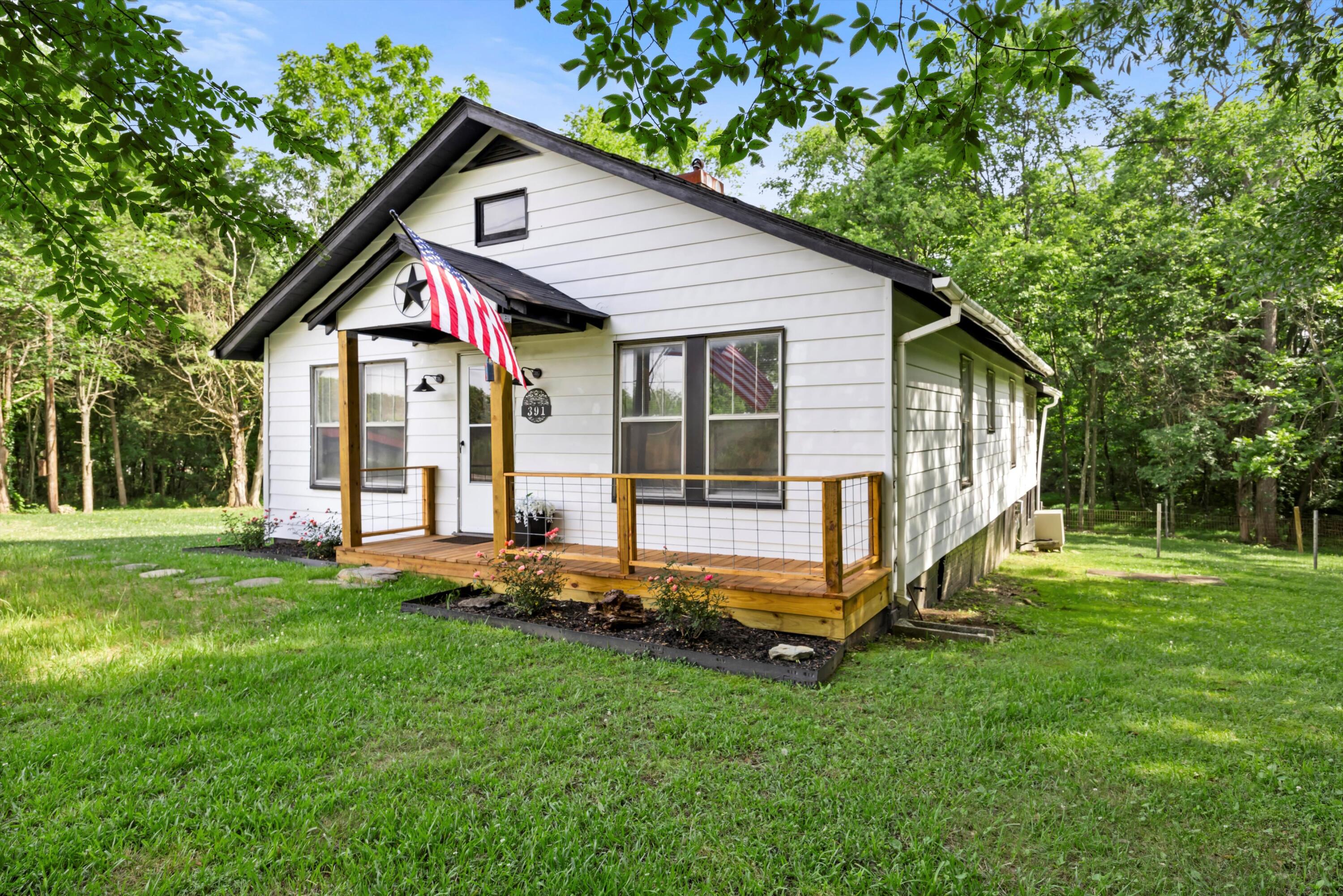 391 Highway 27 Whitwell, TN 37397 - Photo 5 of 37 05-090A1718