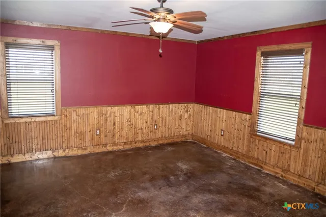 $150,000 | 203 Gisler Street, Austwell, TX 77950