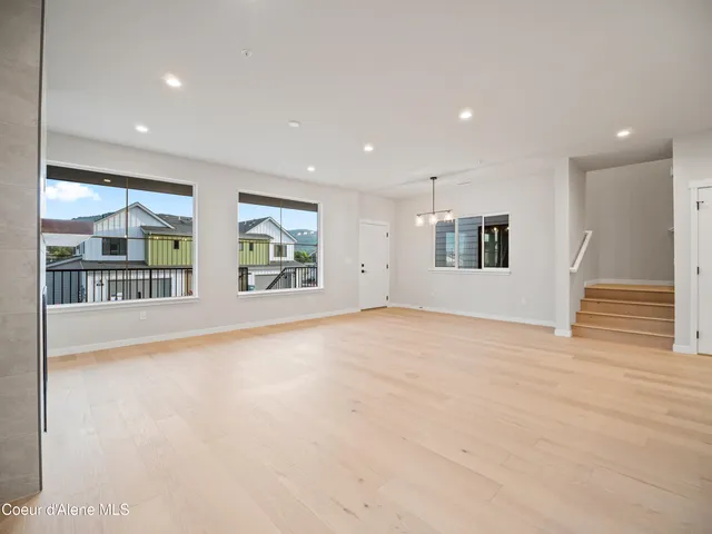 $799,000 | 997 East RR Avenue, Post Falls, ID 83854