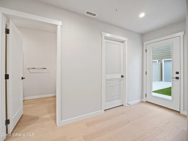 $799,000 | 997 East RR Avenue, Post Falls, ID 83854