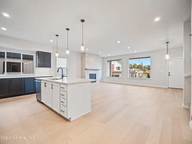 $799,000 | 997 East RR Avenue, Post Falls, ID 83854