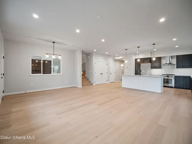 $799,000 | 997 East RR Avenue, Post Falls, ID 83854