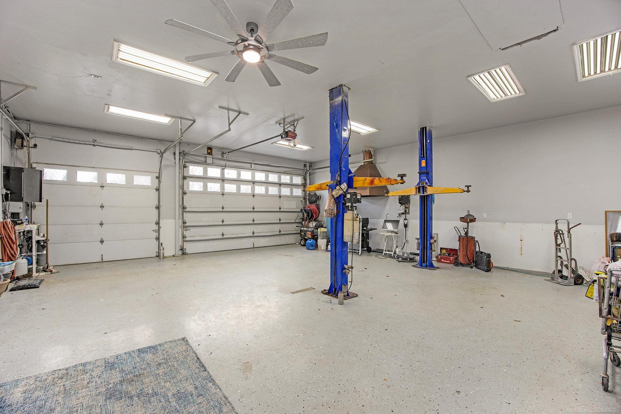 21553 30 Mile Road Ray, MI 48096 - Photo 26 of 38 50136662-d26593cf-daca-4ce2-8bea-68e3bec69734.JPG