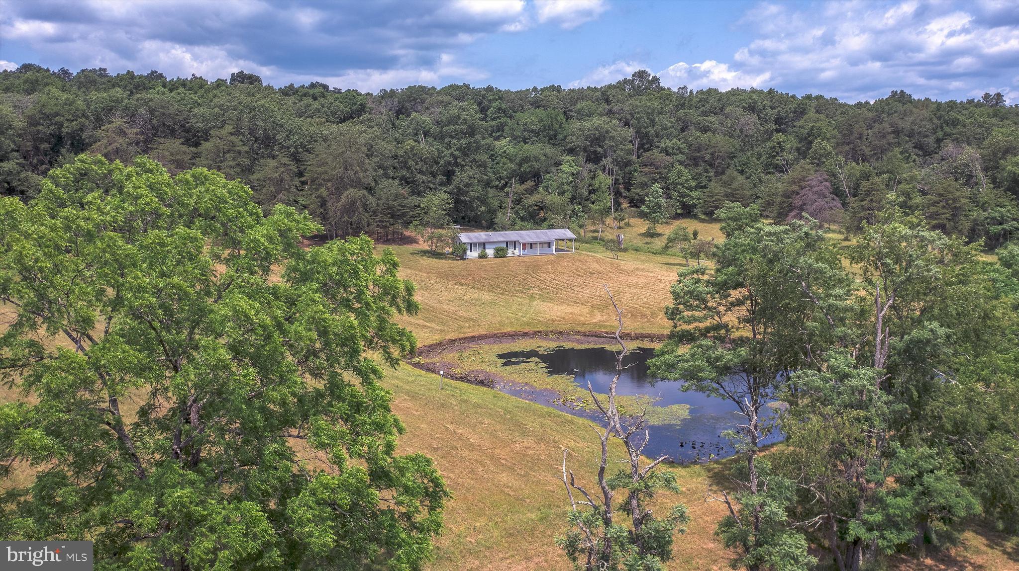 189 Murphy Road Berkeley Springs, WV 25411 - Photo 15 of 48