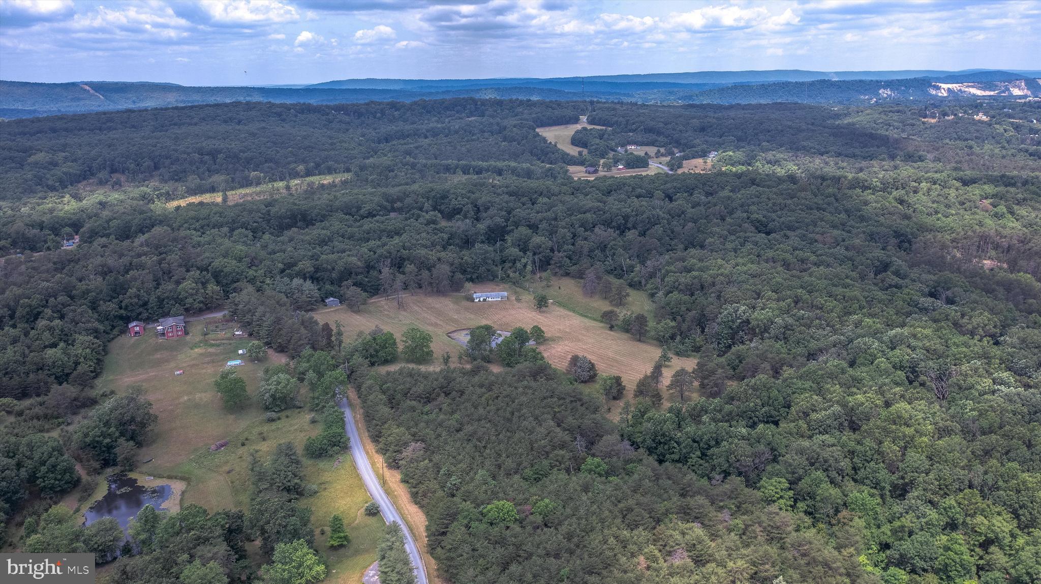 189 Murphy Road Berkeley Springs, WV 25411 - Photo 21 of 48