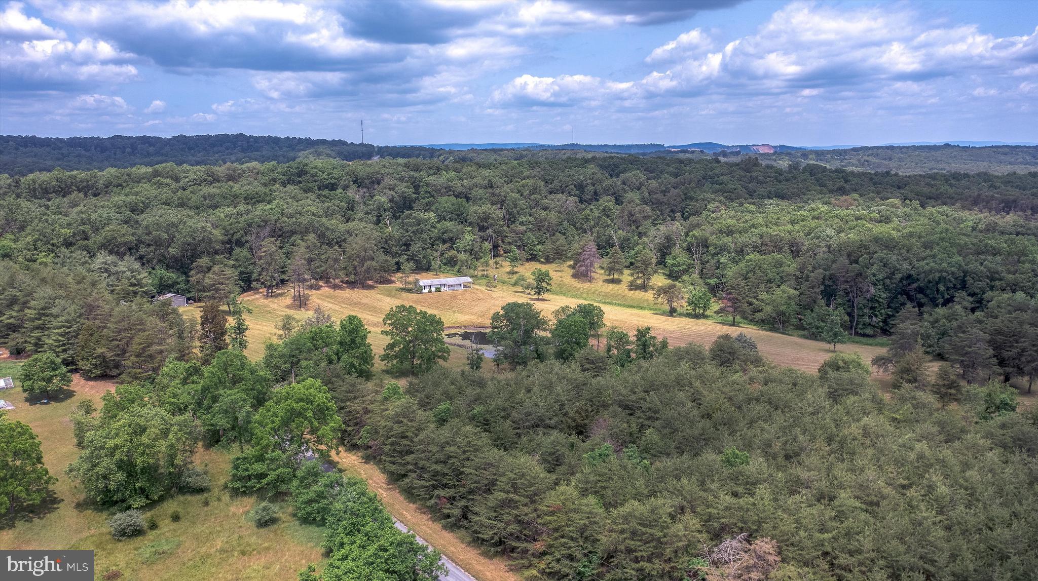 189 Murphy Road Berkeley Springs, WV 25411 - Photo 26 of 48