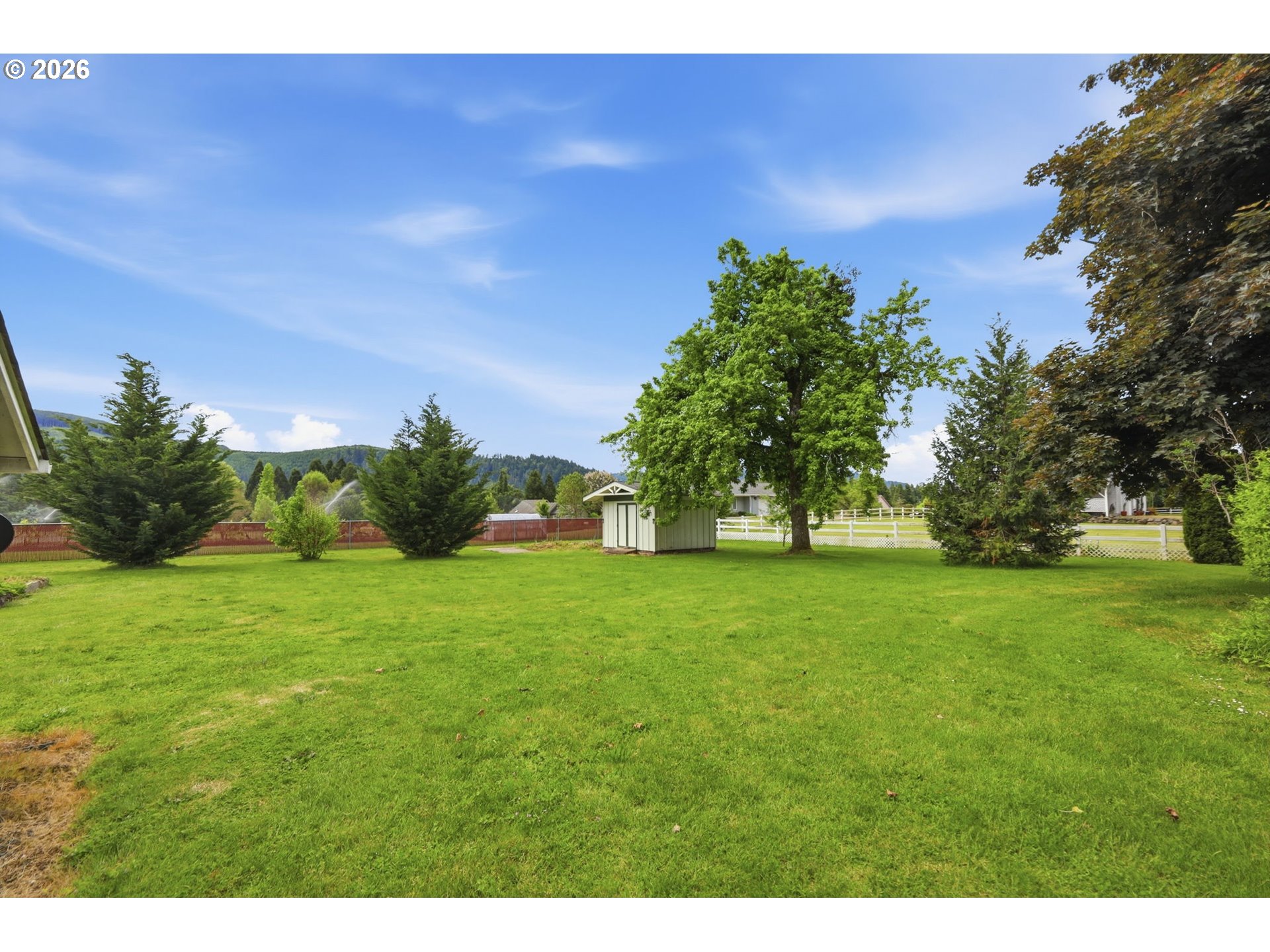 39200 Camp Creek Road Springfield, OR 97478 - Photo 38 of 47