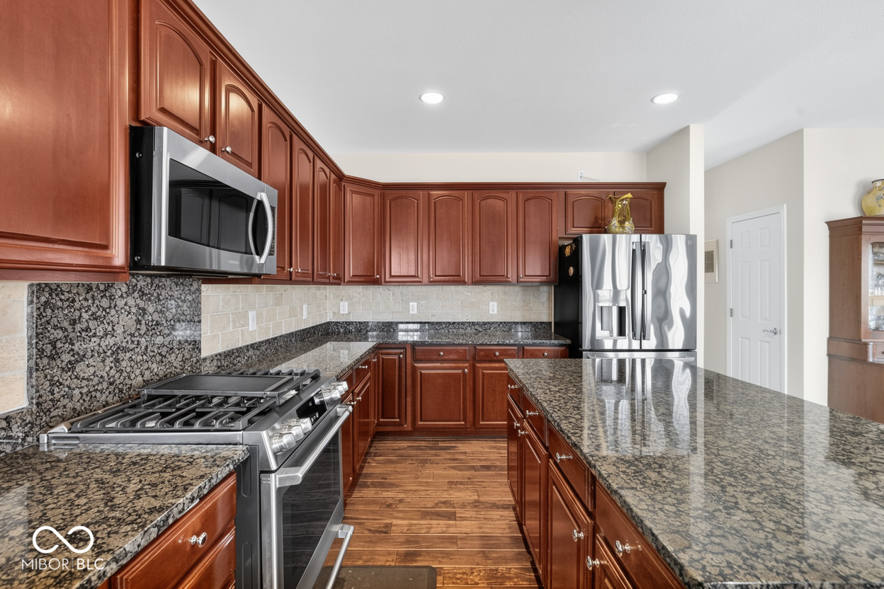 11490 Niagara Drive Fishers, IN 46037 - Photo 16 of 97