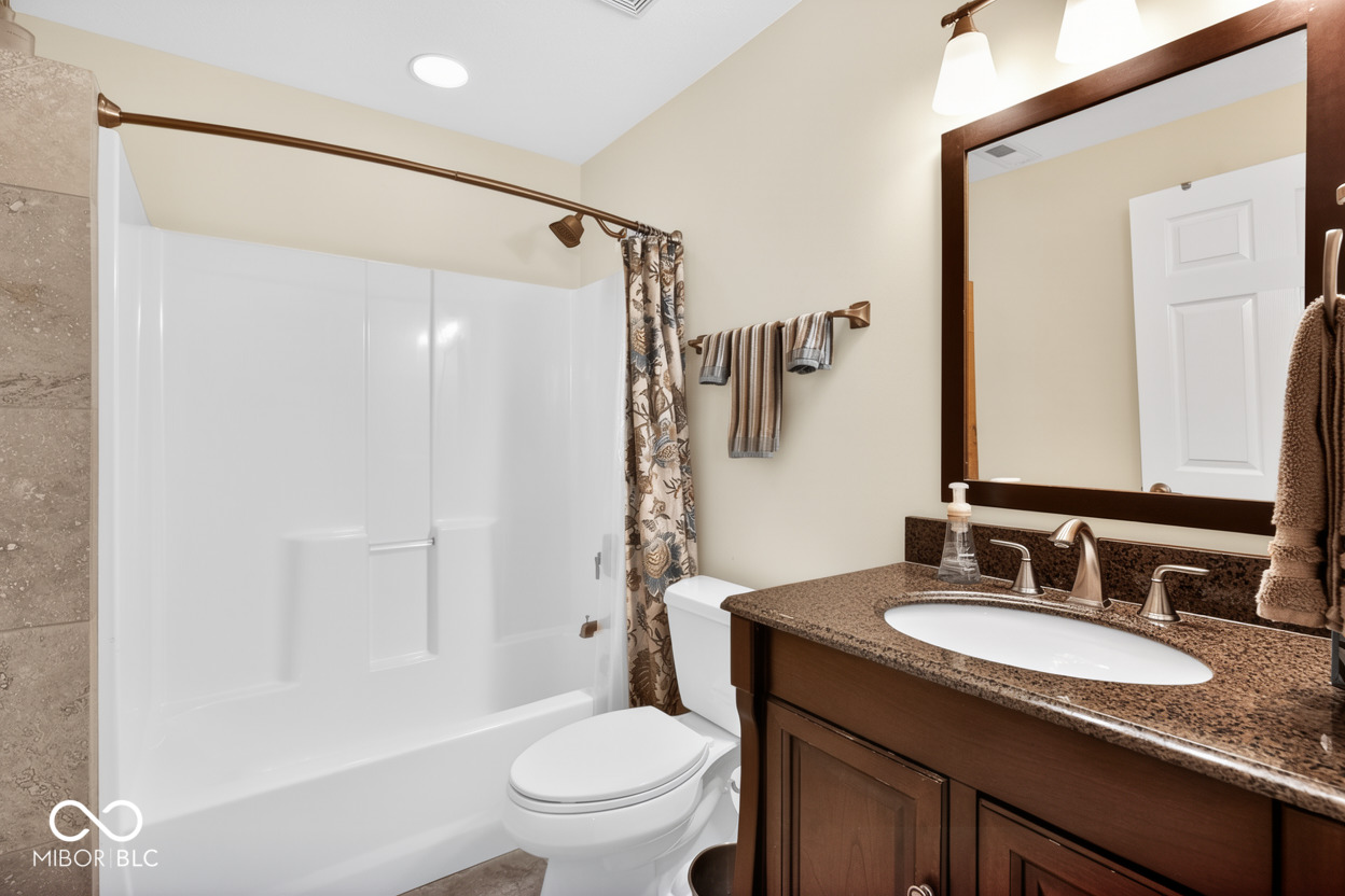 11490 Niagara Drive Fishers, IN 46037 - Photo 63 of 97