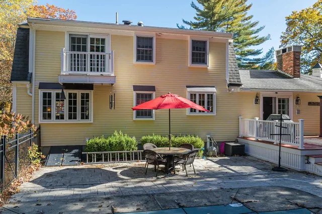 $775,000 | 142 Haverhill Road, East Kingston, NH 03827