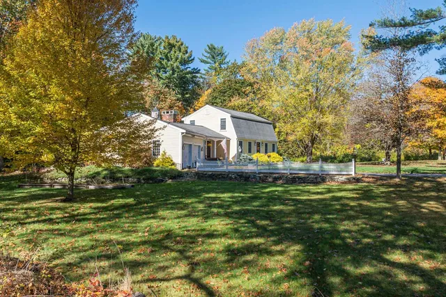 $775,000 | 142 Haverhill Road, East Kingston, NH 03827