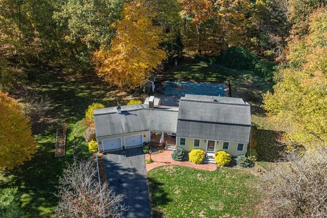 $775,000 | 142 Haverhill Road, East Kingston, NH 03827