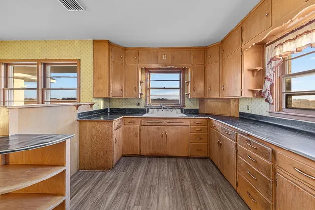 $350,000 | 29022 431st Avenue, Arlington, MN 55307