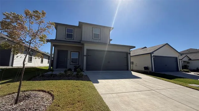 $2,349 | 213 Vitex Drive, Royse City, TX 75189