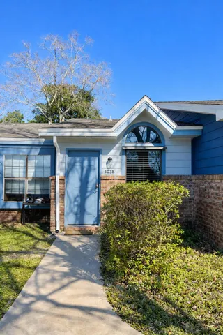 $159,900 | 503 China's Cove, Unit B, Fort Walton Beach, FL 32547