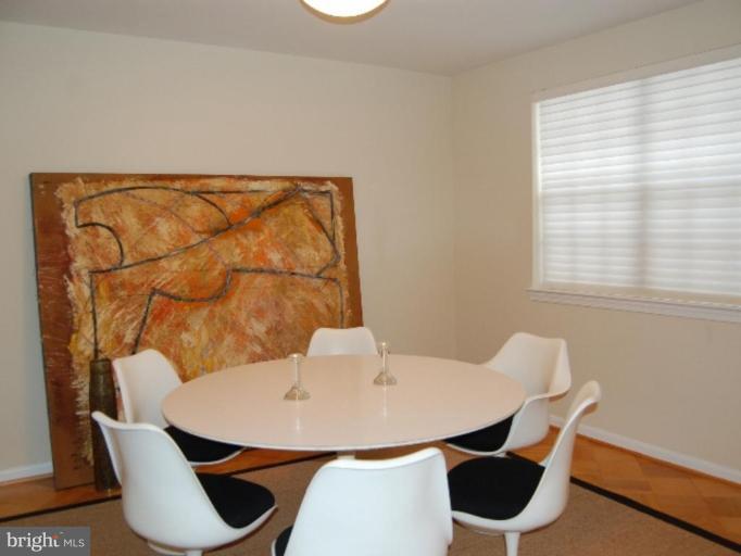 2341 Paddock Lane Reston, VA 20191 - Photo 15 of 27 Dining Room