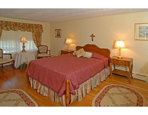 3 Rhuland Road Stoneham, MA 02180 - Photo 14 of 14 Gallery Image 14