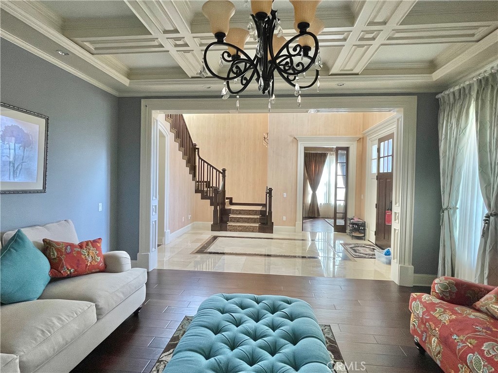 26 Corto Road Arcadia, CA 91007 - Photo 5 of 50