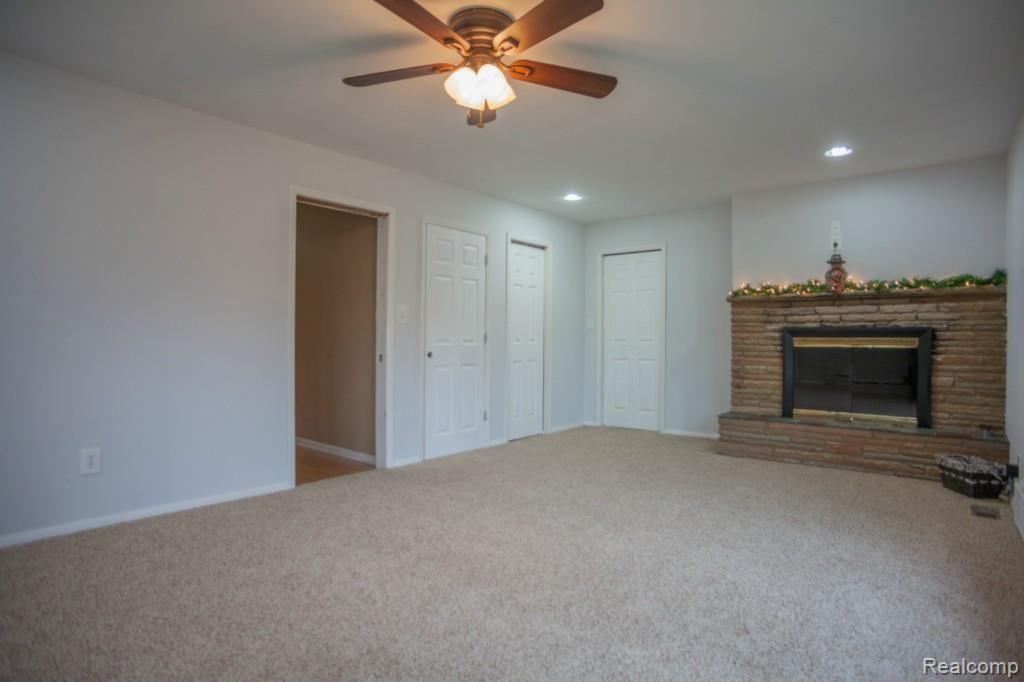 20490 Karr Road Belleville, MI 48111 - Photo 24 of 38