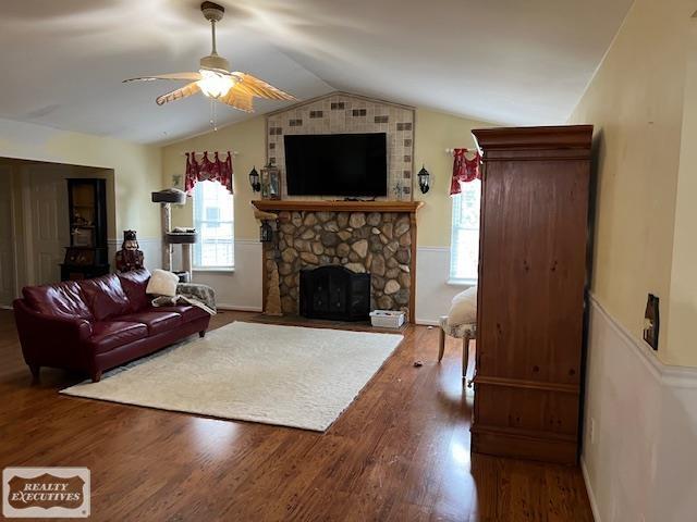 254 Holmes Road Allenton, MI 48002 - Photo 16 of 39 50142525-fa9ab577-d8f6-4cee-9433-c51f8a9e9a61.JPG