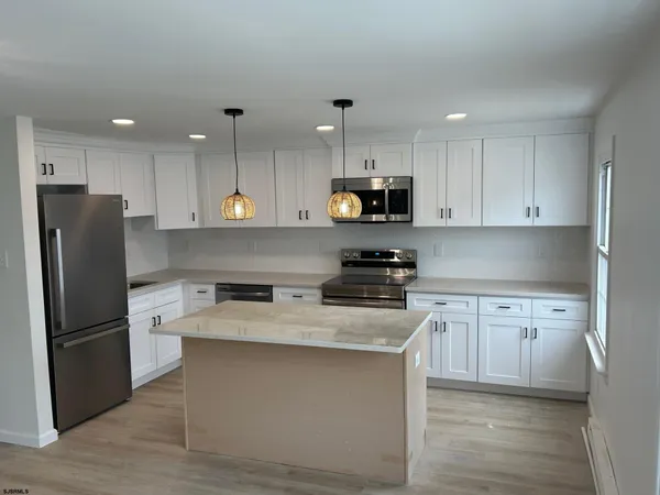 $2,900 | 3200 West Brigantine Avenue, Unit 1, Brigantine, NJ 08203