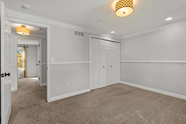 $2,700 | 230 Selkirk Street, Canton, MI 48187