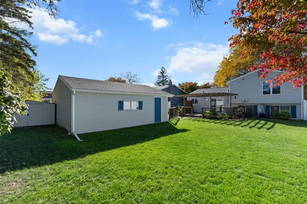 $2,700 | 230 Selkirk Street, Canton, MI 48187