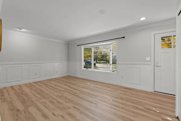 $2,700 | 230 Selkirk Street, Canton, MI 48187