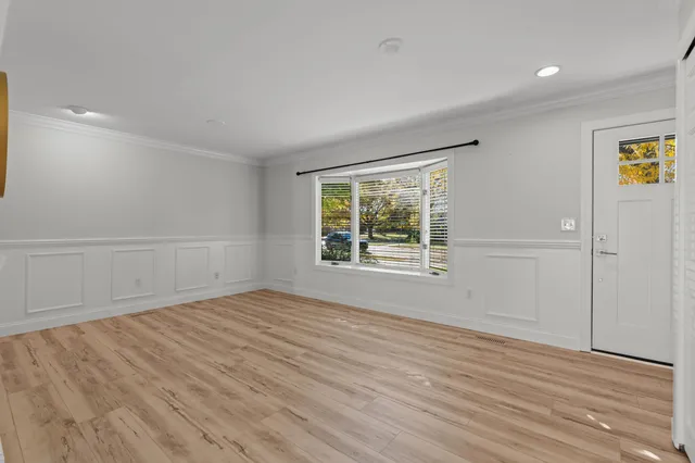 $2,700 | 230 Selkirk Street, Canton, MI 48187